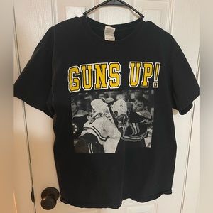 Guns Up! (Boston hardcore) - M t-shirt